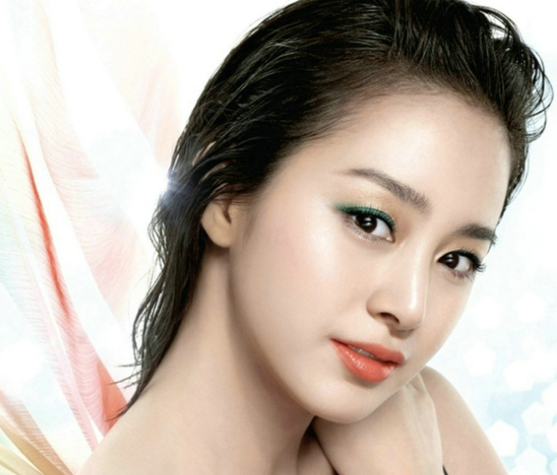 Một chiếc mũi đẹp thì lỗ mũi không quá to, quá nhỏ 